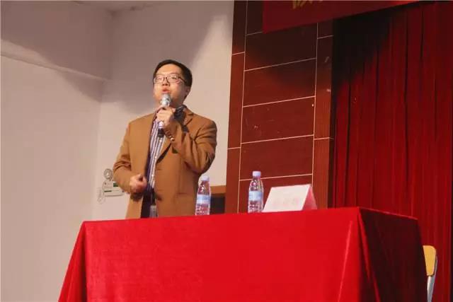 共創(chuàng)安全校園，做好危機(jī)與應(yīng)急管理